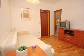  Apartment Omis 9460a  Омиш